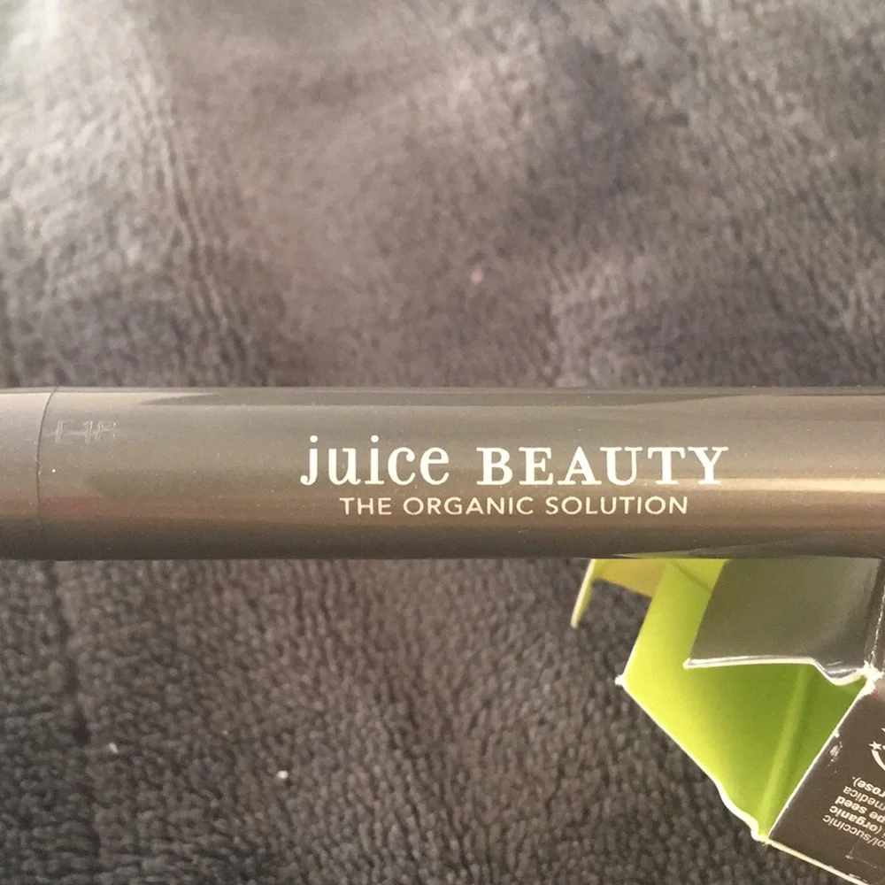 Juicy beauty Cream shadow Stick pretty light purple color stick Ombré Paupieres